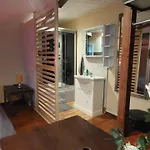 Homestay szállás Ofiss 24 *