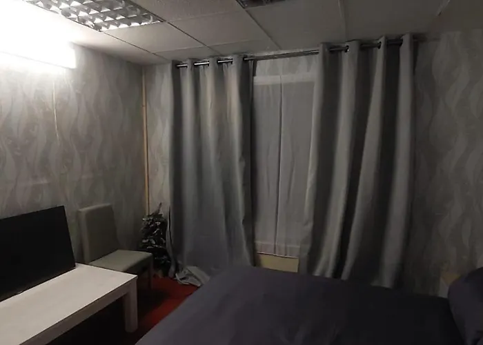 Ofiss 24 ホームステイ