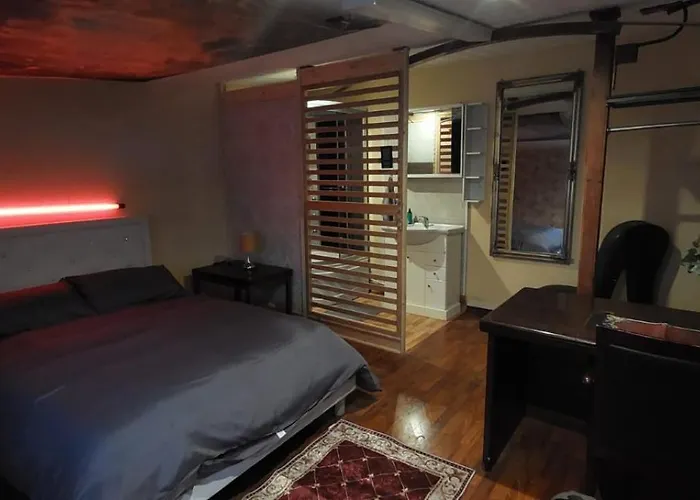 Ofiss 24 ホームステイ