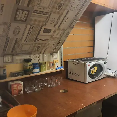 Ofiss 24 Δωμάτια σε οικογενειακή κατοικία Ρίγα