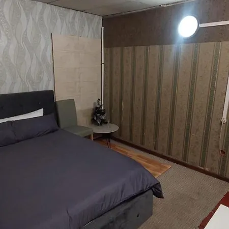 Homestay szállás Ofiss 24 *