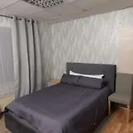 Ofiss 24 Homestay